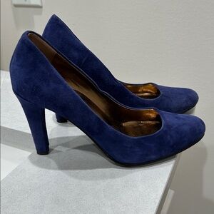 Lauren, Ralph Lauren gorgeous Women's Blue Suede Pumps, used once